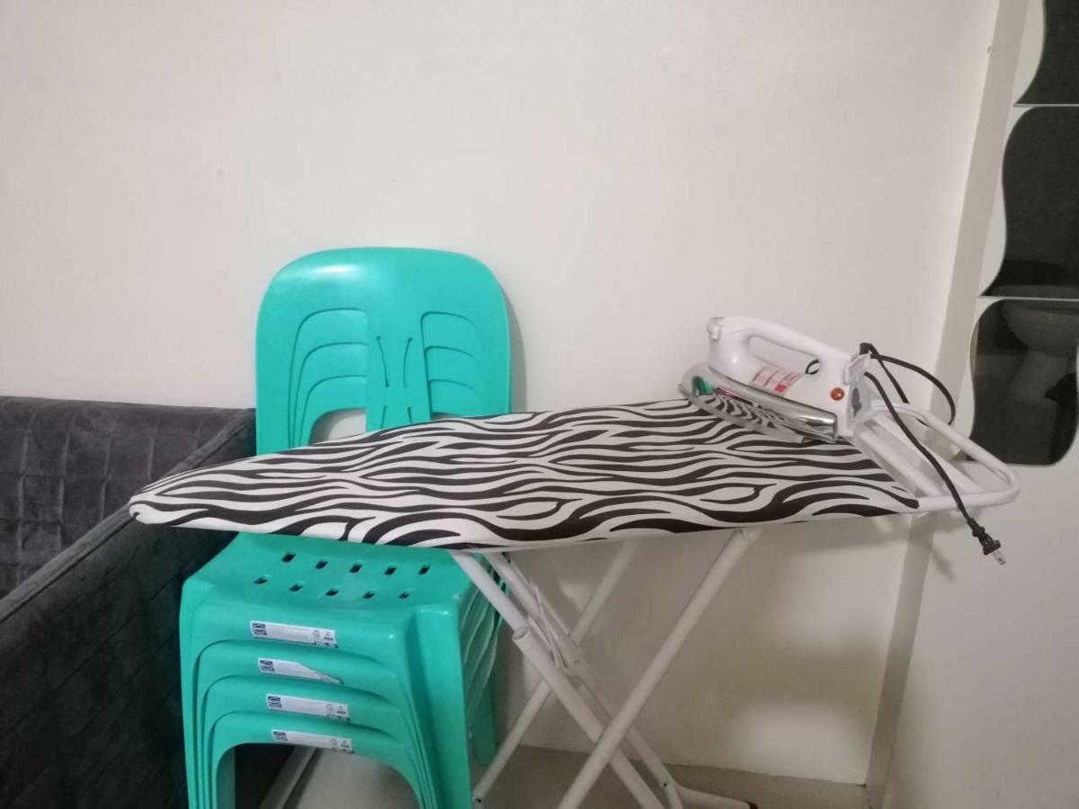 Condo Transient Near Naia Airport T1234 With Unlimited Wifi V1 Manila Bagian luar foto